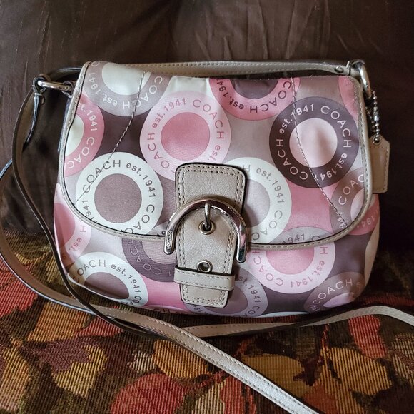 Coach Soho Logo Snaphead Flap Mini F46788 - Picture 1 of 13